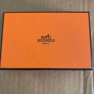 Hermès card carrier box